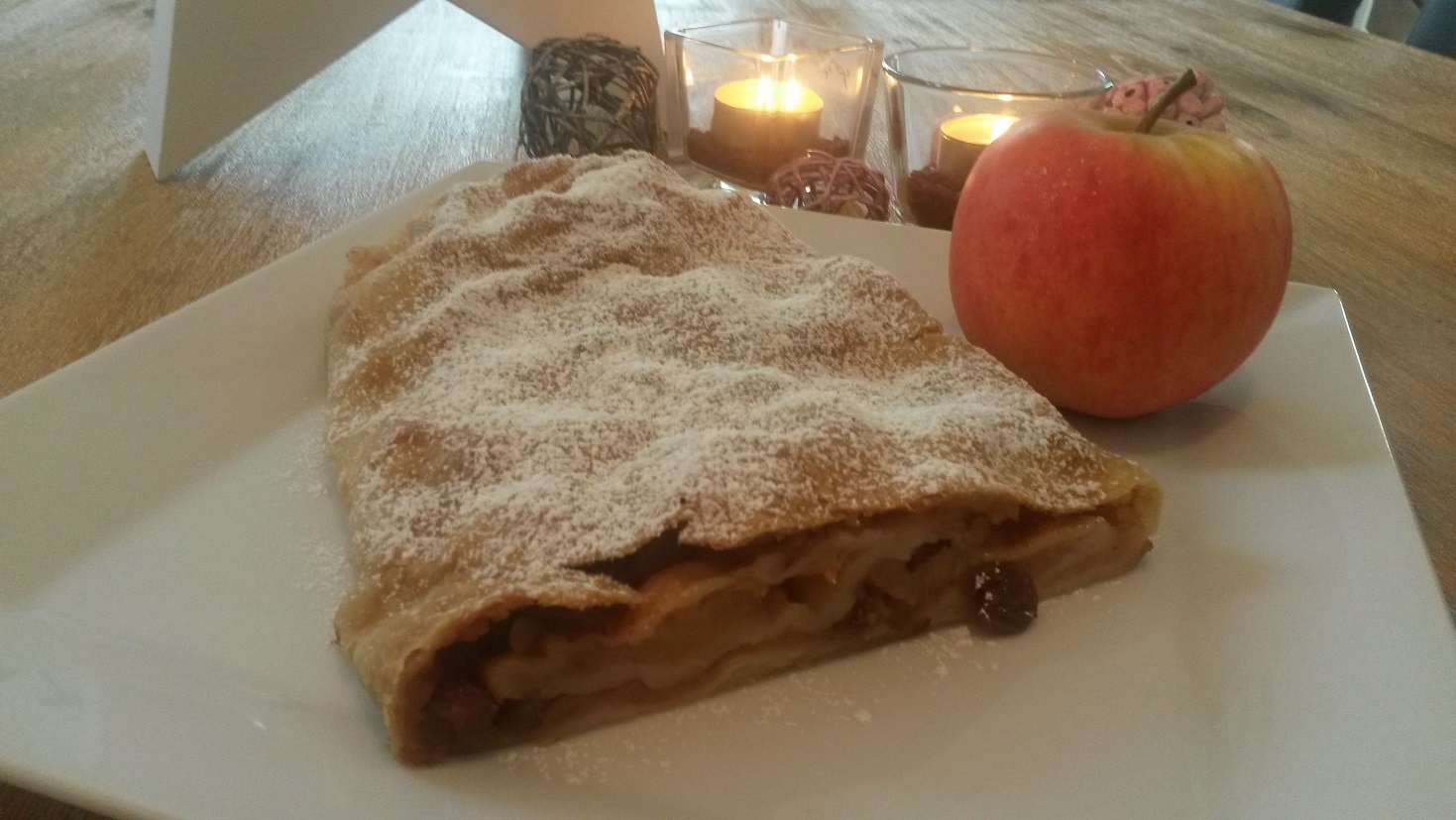 Oma´s veganer Apfelstrudel - WirEssenGesund