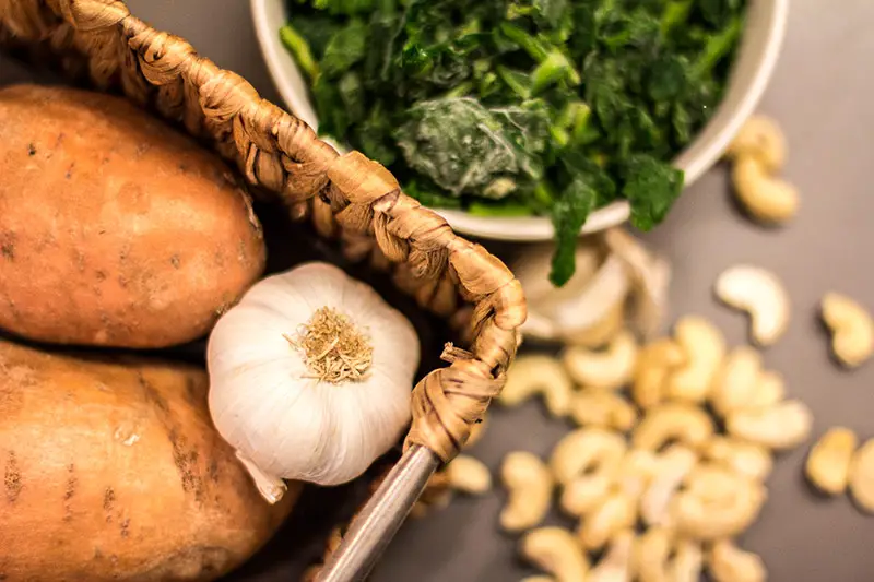 Zutaten für Süßkartoffeln mit Cashewsauce - Rezept