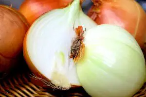 Zwiebel Hausmittel gegen Husten