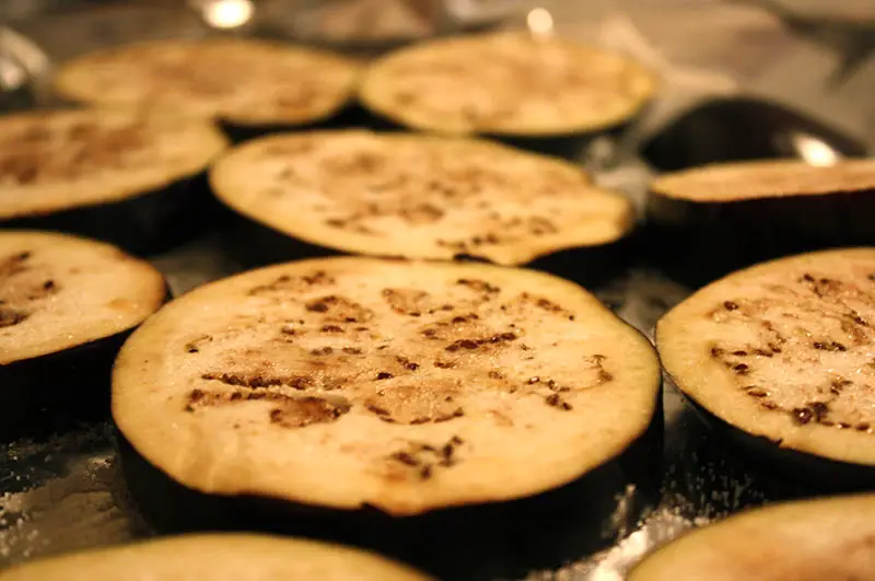 Aubergine zubereiten kochen braten