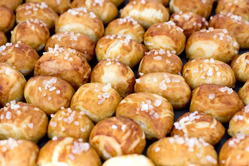 Laugenbrötchen selber machen