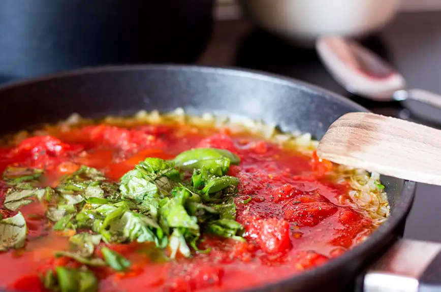 Quinoa Auflauf Tomatensauce