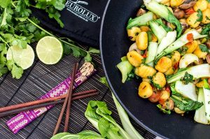 Asiatischer Gnocchi Wok