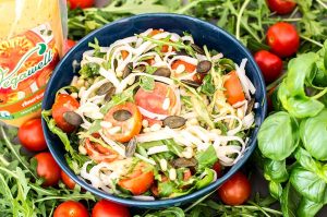 Salatrezept vegan Italienischer Reisbandnudelsalat