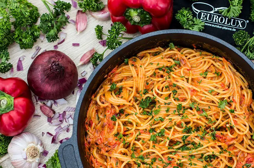 Spaghetti Paprikapfanne Rezept vegan