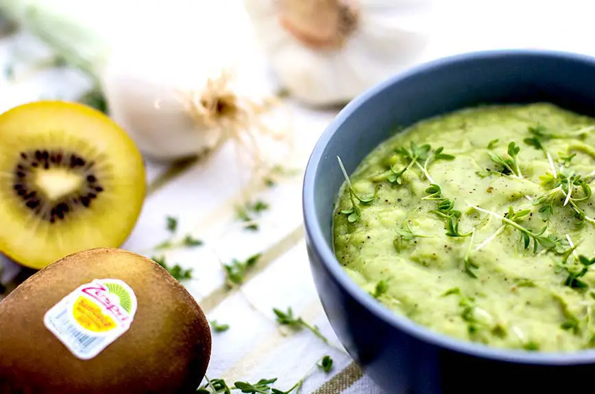 Kiwi Avocado Suppe Rezept