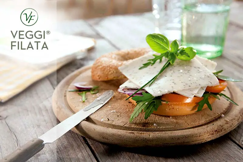 Veganer Kräuterkäse Veggi Filata