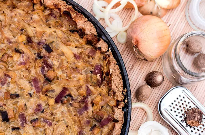 Muskat Zwiebelkuchen vegan Rezept Auf WirEssenGesund