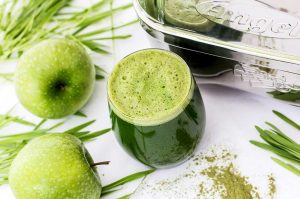 Gerstengrassaft Apfel Matcha entsaften