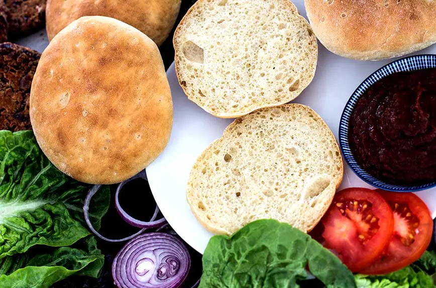 Burgerbrötchen selber backen