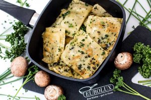 Spargel-Pilz-Ravioli Kräuterbutter