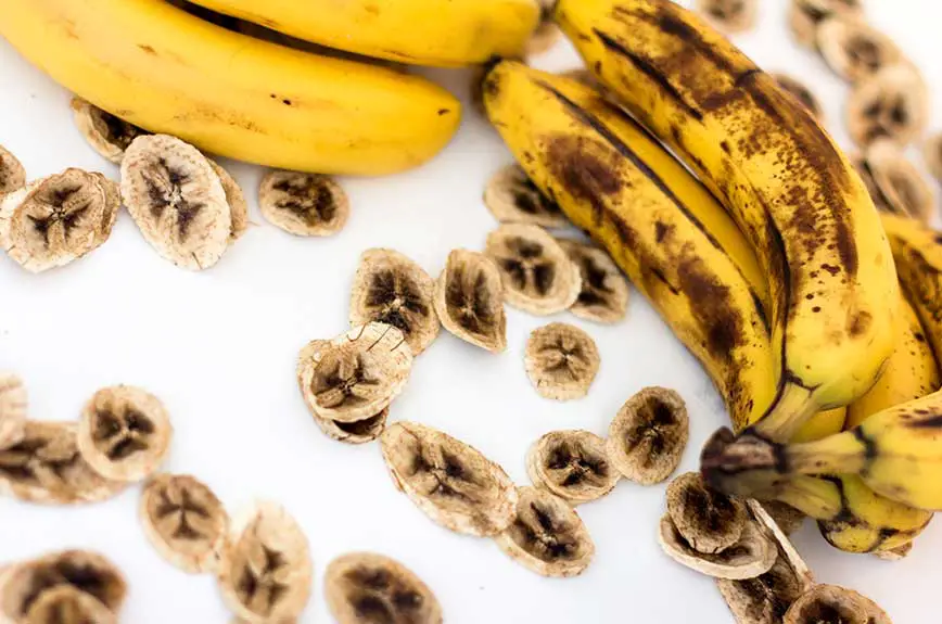 Bananenchips knusprig selber machen