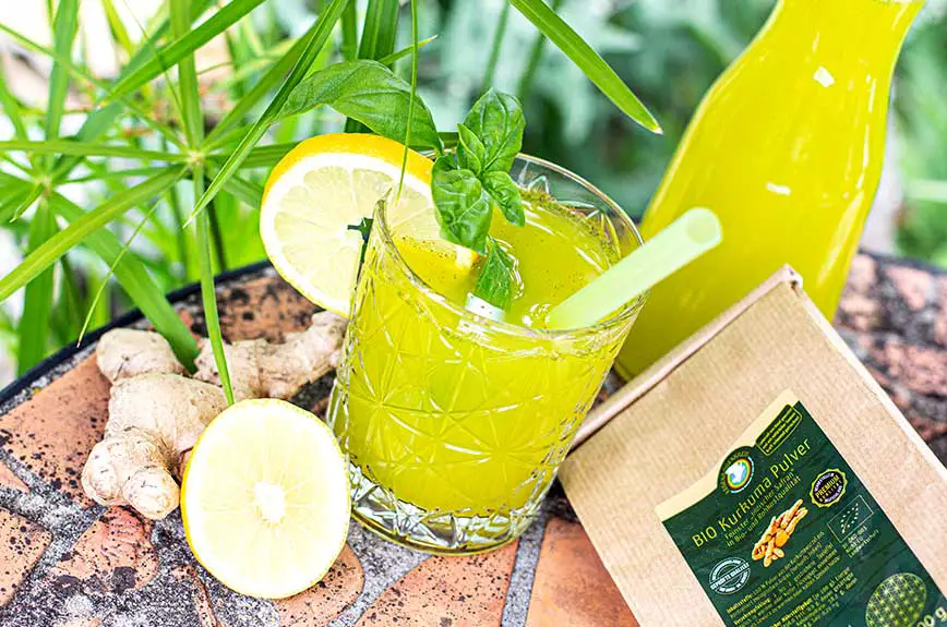 Kurkuma Limonade Rezept zubereiten