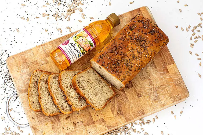 Dinkel Roggen Vollkorntoast selber backen