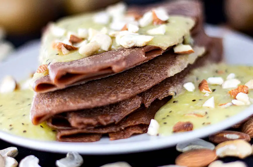 Schoko Crêpes mit Kiwimus