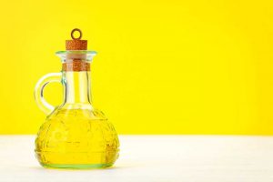 4 wertvolle Öle, die jeder zu Hause haben sollte